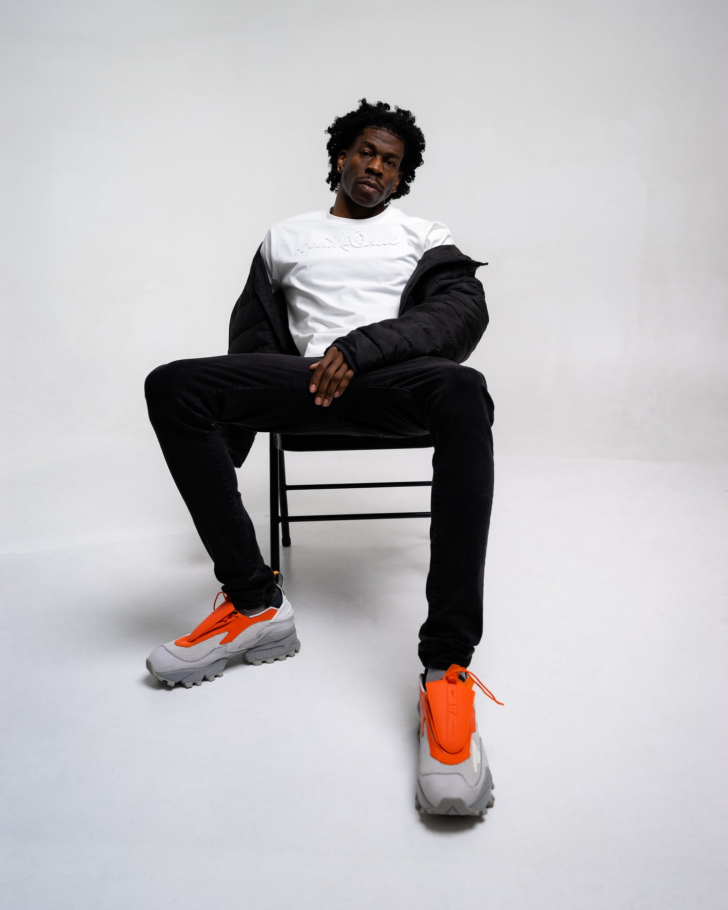 T-shirt à logo embossé